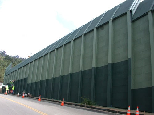 Caldecott Tunnel soundwall, painted and completed