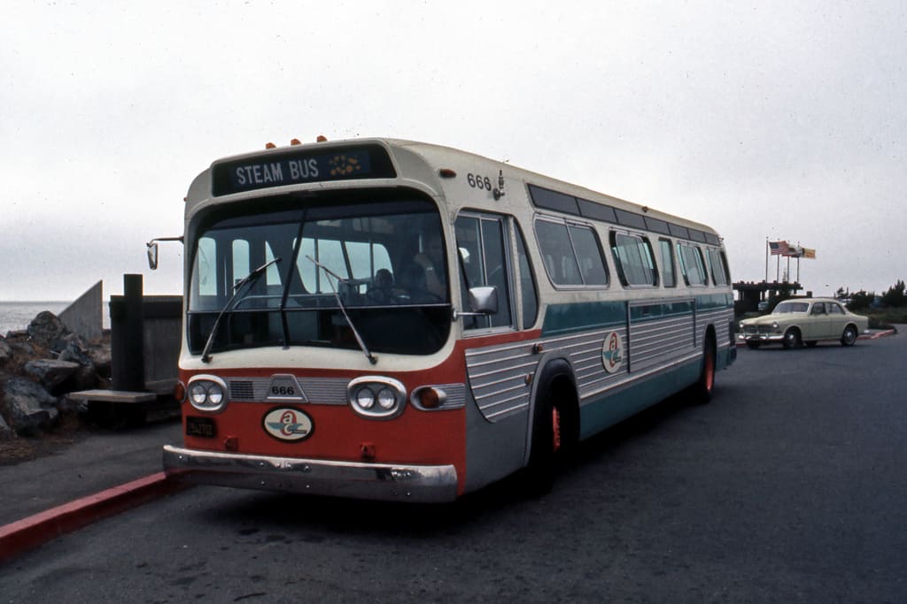 12915267905_6bee6b09b8_b